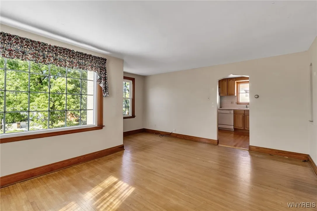 120 Victoria Boulevard, Tonawanda, New York 14217, Tonawanda, New York 14217, 4 Bedrooms Bedrooms, ,2 BathroomsBathrooms,Residential,For Sale,120 Victoria Boulevard, Tonawanda, New York 14217,B1628698