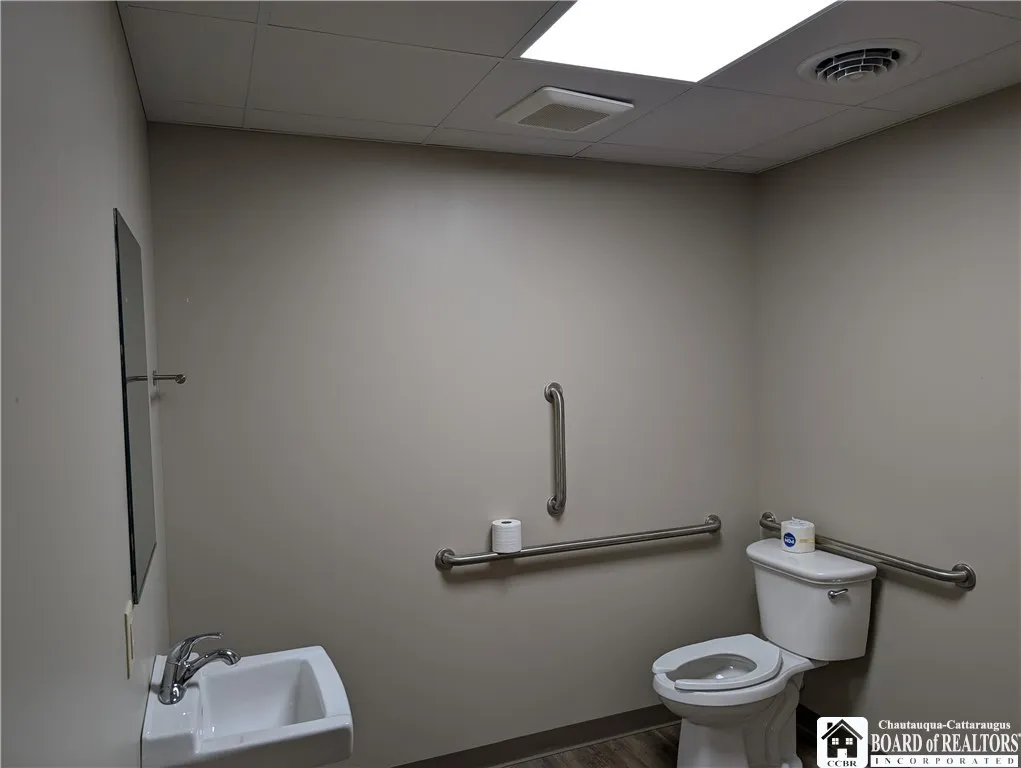 238 Lein 5 Road, West Seneca, New York 14224, West Seneca, New York 14224, ,Commercial Lease,For Rent,238 Lein 5 Road, West Seneca, New York 14224,R1628511