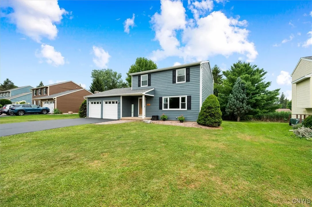4957 Alfred Drive, Clay, New York 13090, Clay, New York 13090, 3 Bedrooms Bedrooms, 7 Rooms Rooms,2 BathroomsBathrooms,Residential,Closed,4957 Alfred Drive, Clay, New York 13090,0,S1626140