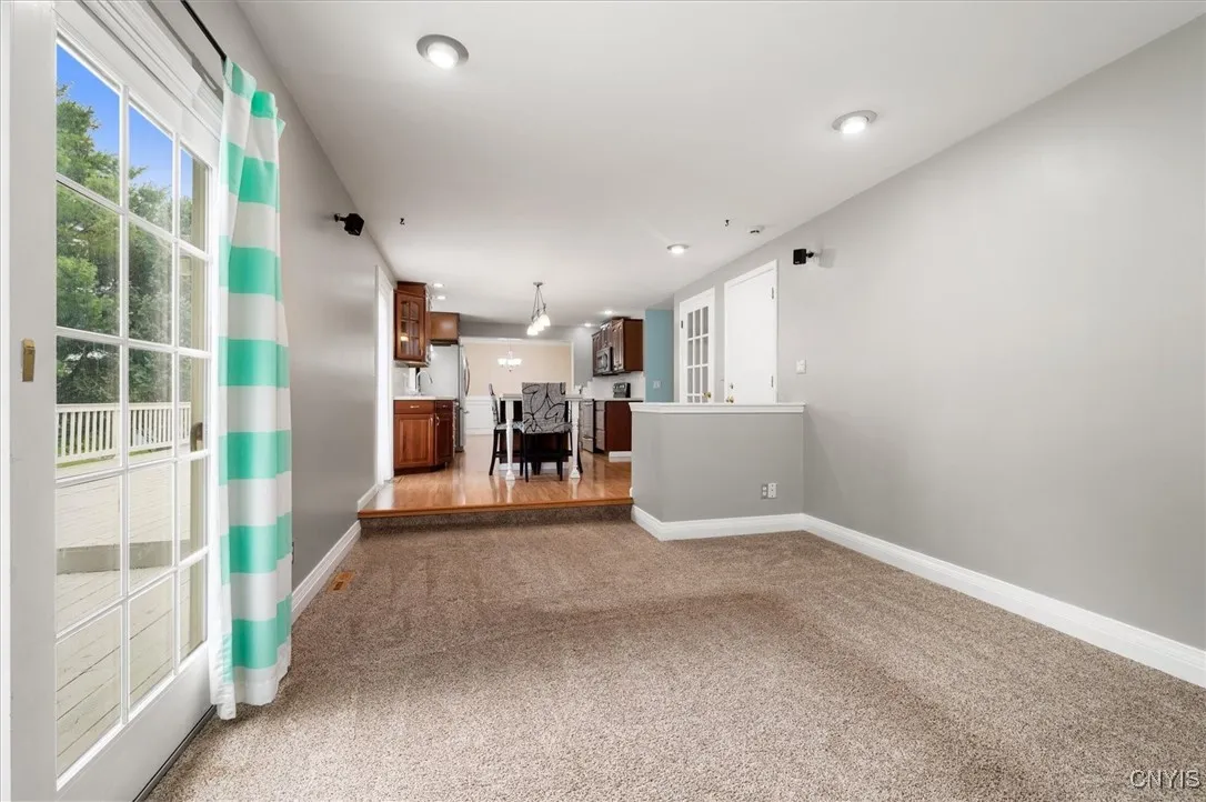 4957 Alfred Drive, Clay, New York 13090, Clay, New York 13090, 3 Bedrooms Bedrooms, 7 Rooms Rooms,2 BathroomsBathrooms,Residential,Closed,4957 Alfred Drive, Clay, New York 13090,0,S1626140