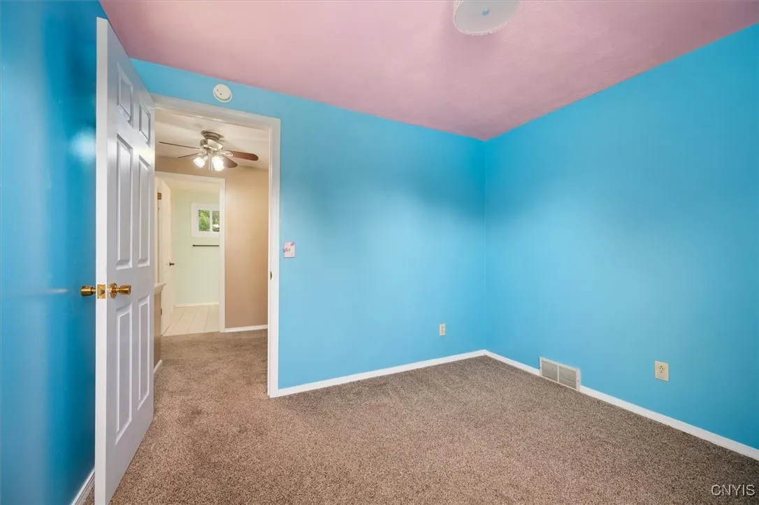 4957 Alfred Drive, Clay, New York 13090, Clay, New York 13090, 3 Bedrooms Bedrooms, 7 Rooms Rooms,2 BathroomsBathrooms,Residential,Closed,4957 Alfred Drive, Clay, New York 13090,0,S1626140