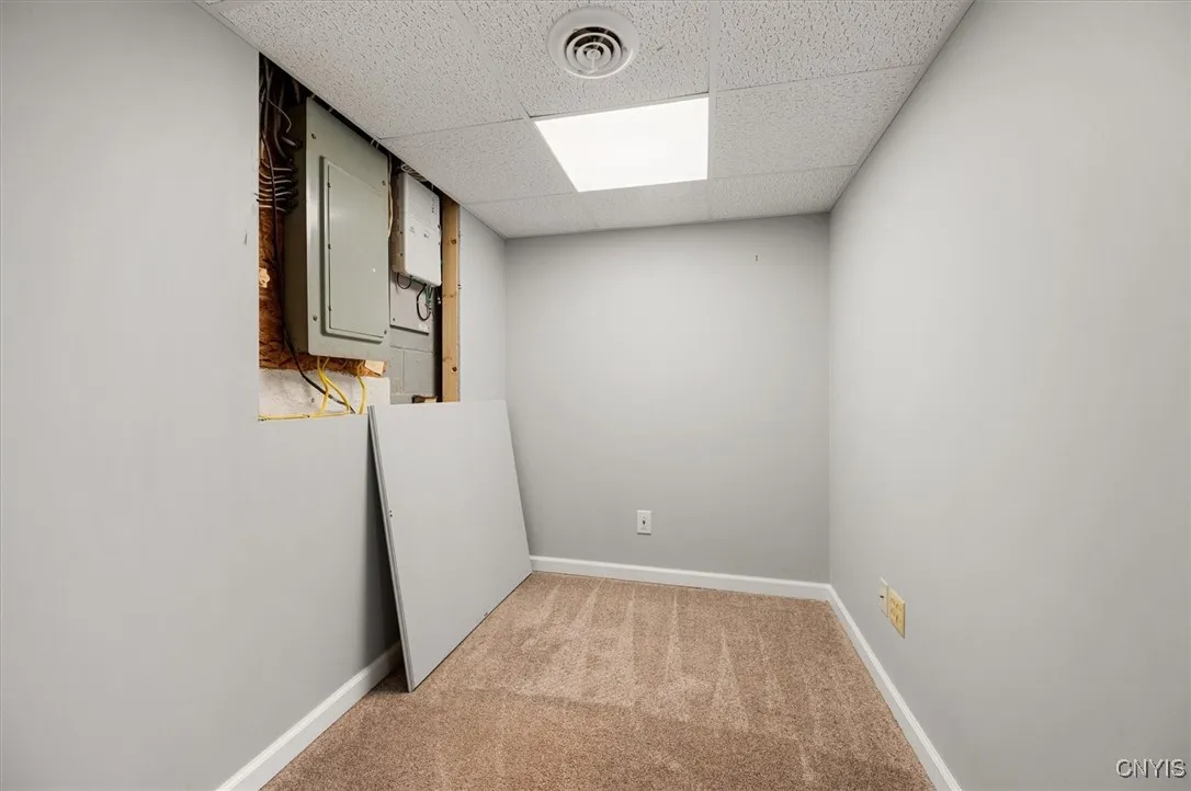 4957 Alfred Drive, Clay, New York 13090, Clay, New York 13090, 3 Bedrooms Bedrooms, 7 Rooms Rooms,2 BathroomsBathrooms,Residential,Closed,4957 Alfred Drive, Clay, New York 13090,0,S1626140