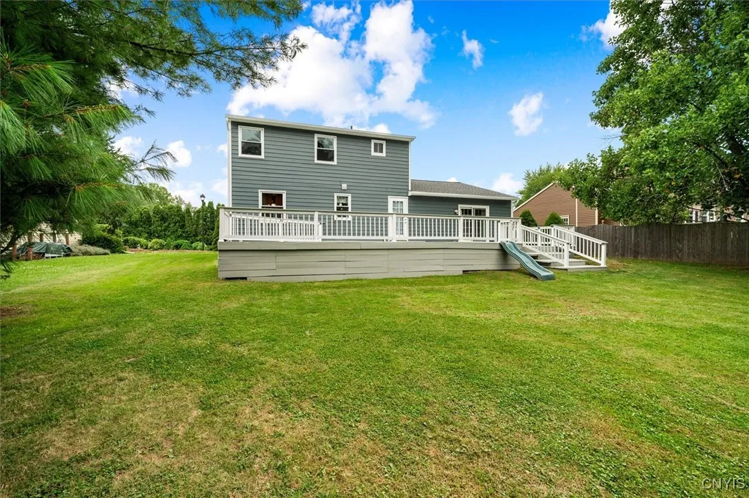 4957 Alfred Drive, Clay, New York 13090, Clay, New York 13090, 3 Bedrooms Bedrooms, 7 Rooms Rooms,2 BathroomsBathrooms,Residential,Closed,4957 Alfred Drive, Clay, New York 13090,0,S1626140