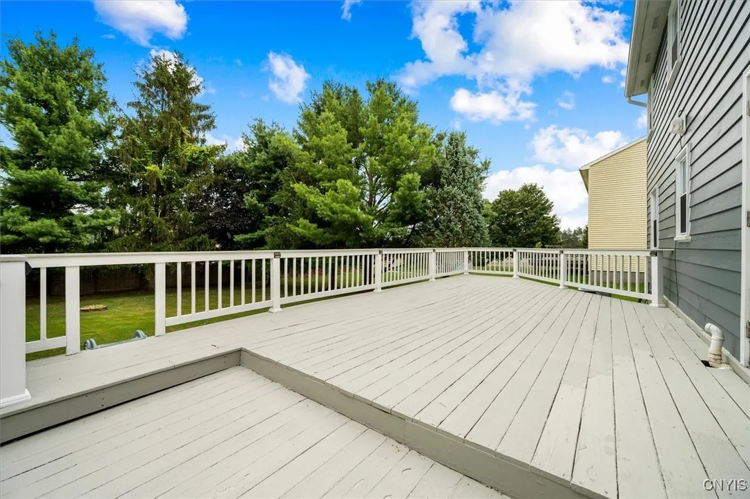 4957 Alfred Drive, Clay, New York 13090, Clay, New York 13090, 3 Bedrooms Bedrooms, 7 Rooms Rooms,2 BathroomsBathrooms,Residential,Closed,4957 Alfred Drive, Clay, New York 13090,0,S1626140