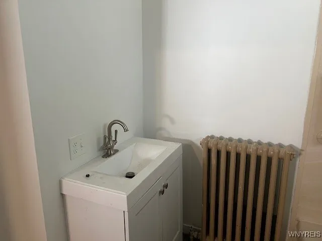286 Barnard Street, Buffalo, New York 14206, Buffalo, New York 14206, 3 Bedrooms Bedrooms, 6 Rooms Rooms,1 BathroomBathrooms,Residential,For Sale,286 Barnard Street, Buffalo, New York 14206,B1628433