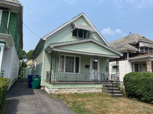 286 Barnard Street, Buffalo, New York 14206, Buffalo, New York 14206, 3 Bedrooms Bedrooms, 6 Rooms Rooms,1 BathroomBathrooms,Residential,For Sale,286 Barnard Street, Buffalo, New York 14206,B1628433