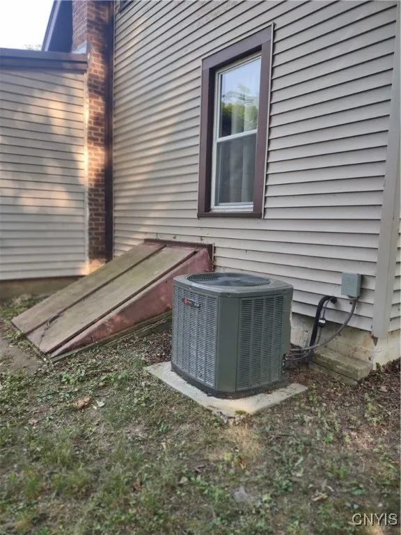 6775 Fox Road, Marcy, New York 13403, Marcy, New York 13403, 3 Bedrooms Bedrooms, 7 Rooms Rooms,2 BathroomsBathrooms,Residential,Closed,6775 Fox Road, Marcy, New York 13403,0,S1628766