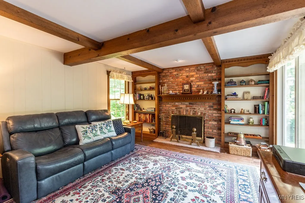 4 Tanglewood Drive East, Orchard Park, New York 14, Orchard Park, New York 14127, 4 Bedrooms Bedrooms, 8 Rooms Rooms,2 BathroomsBathrooms,Residential,For Sale,4 Tanglewood Drive East, Orchard Park, New York 14,B1621565