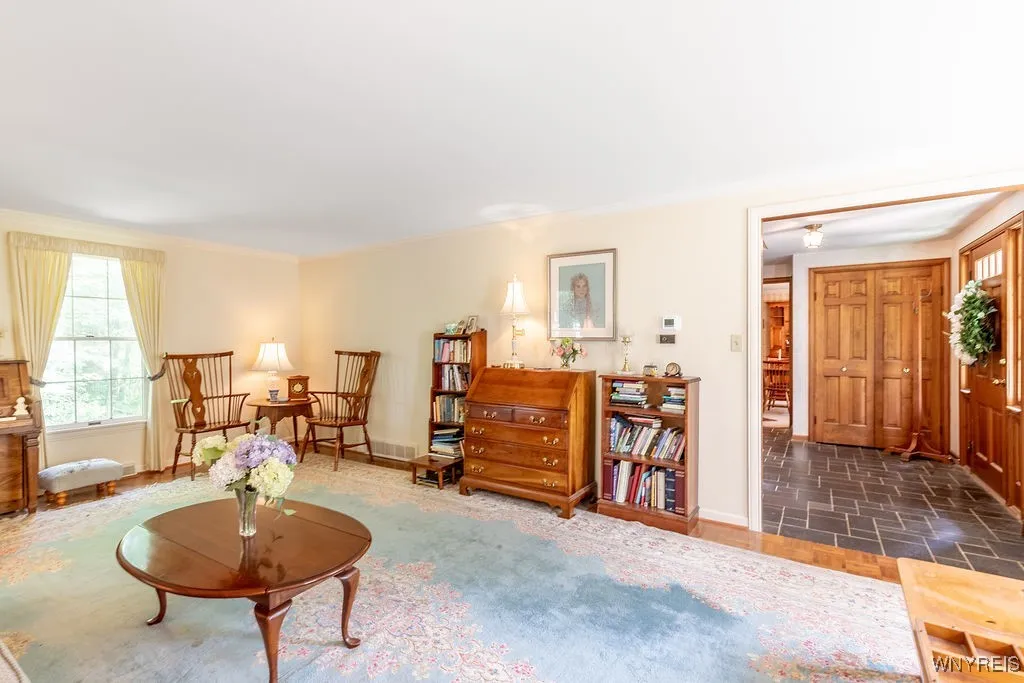 4 Tanglewood Drive East, Orchard Park, New York 14, Orchard Park, New York 14127, 4 Bedrooms Bedrooms, 8 Rooms Rooms,2 BathroomsBathrooms,Residential,For Sale,4 Tanglewood Drive East, Orchard Park, New York 14,B1621565