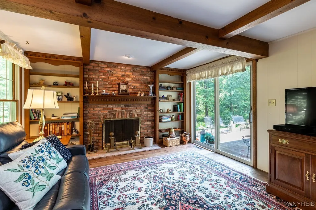 4 Tanglewood Drive East, Orchard Park, New York 14, Orchard Park, New York 14127, 4 Bedrooms Bedrooms, 8 Rooms Rooms,2 BathroomsBathrooms,Residential,For Sale,4 Tanglewood Drive East, Orchard Park, New York 14,B1621565