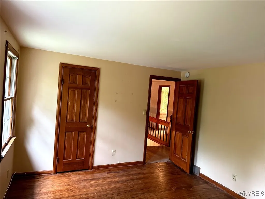 4 Tanglewood Drive East, Orchard Park, New York 14, Orchard Park, New York 14127, 4 Bedrooms Bedrooms, 8 Rooms Rooms,2 BathroomsBathrooms,Residential,For Sale,4 Tanglewood Drive East, Orchard Park, New York 14,B1621565