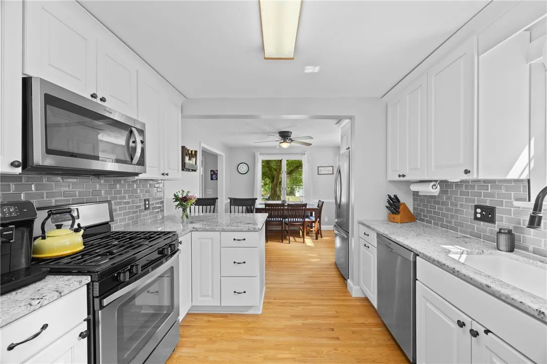 253 Cloverland Drive, Brighton, New York 14610, Brighton, New York 14610, 4 Bedrooms Bedrooms, 7 Rooms Rooms,2 BathroomsBathrooms,Residential,Closed,253 Cloverland Drive, Brighton, New York 14610,0,R1627816