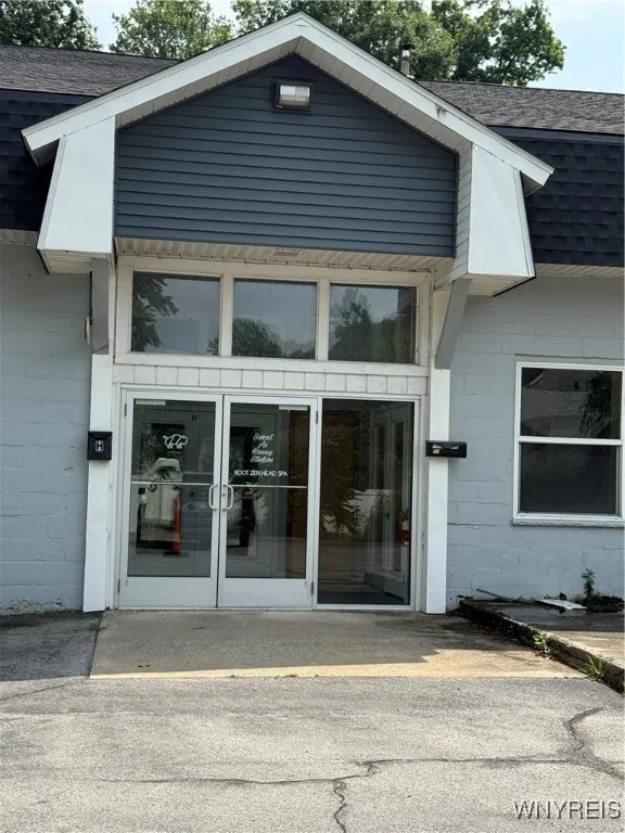 4390 Quinby Drive, Hamburg, New York 14075, Hamburg, New York 14075, ,Commercial Lease,For Rent,4390 Quinby Drive, Hamburg, New York 14075,B1626761