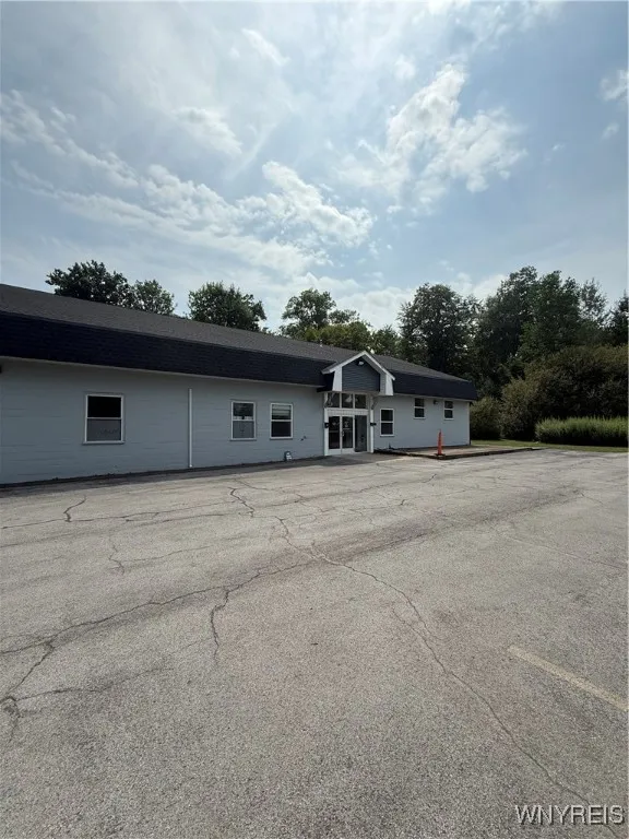 4390 Quinby Drive, Hamburg, New York 14075, Hamburg, New York 14075, ,Commercial Lease,For Rent,4390 Quinby Drive, Hamburg, New York 14075,B1626761