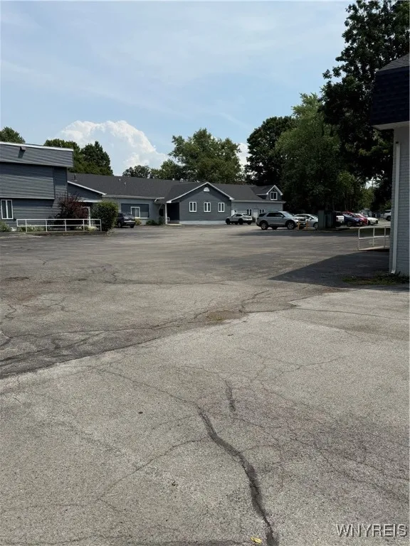 4390 Quinby Drive, Hamburg, New York 14075, Hamburg, New York 14075, ,Commercial Lease,For Rent,4390 Quinby Drive, Hamburg, New York 14075,B1626761