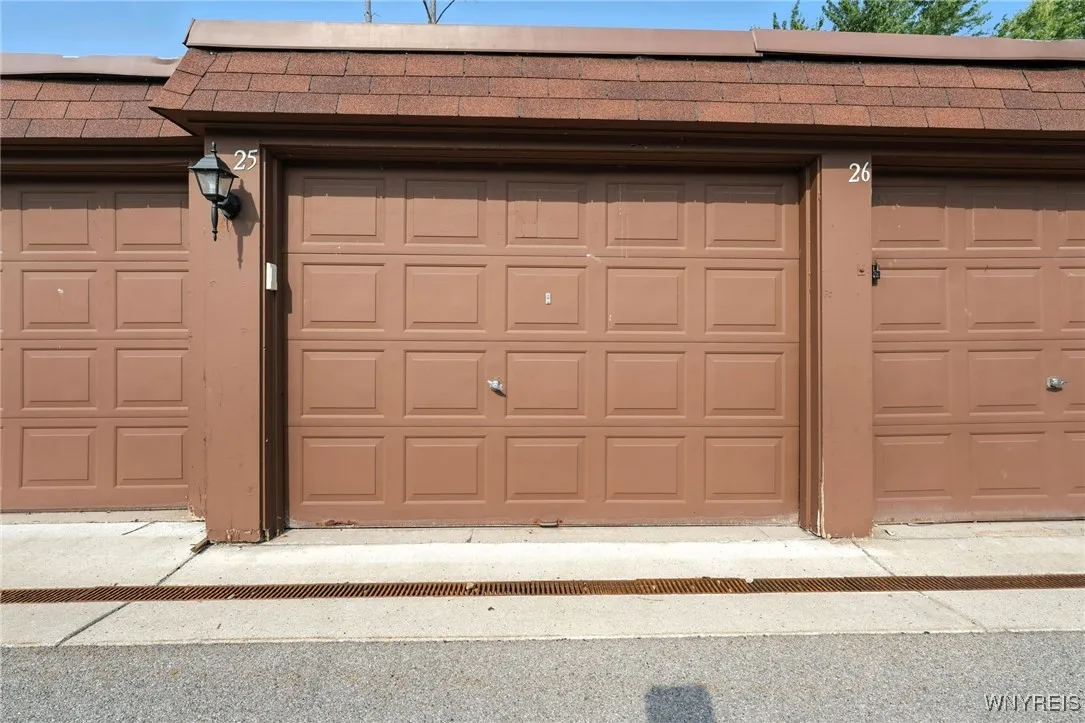 50 Charter Oaks Drive 1, Amherst, New York 14228, Amherst, New York 14228, 2 Bedrooms Bedrooms, 5 Rooms Rooms,1 BathroomBathrooms,Residential,For Sale,50 Charter Oaks Drive 1, Amherst, New York 14228,B1628769