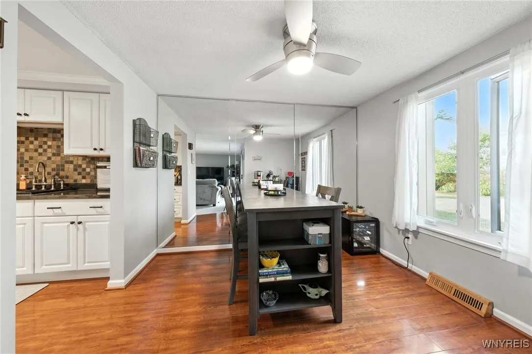 50 Charter Oaks Drive 1, Amherst, New York 14228, Amherst, New York 14228, 2 Bedrooms Bedrooms, 5 Rooms Rooms,1 BathroomBathrooms,Residential,For Sale,50 Charter Oaks Drive 1, Amherst, New York 14228,B1628769