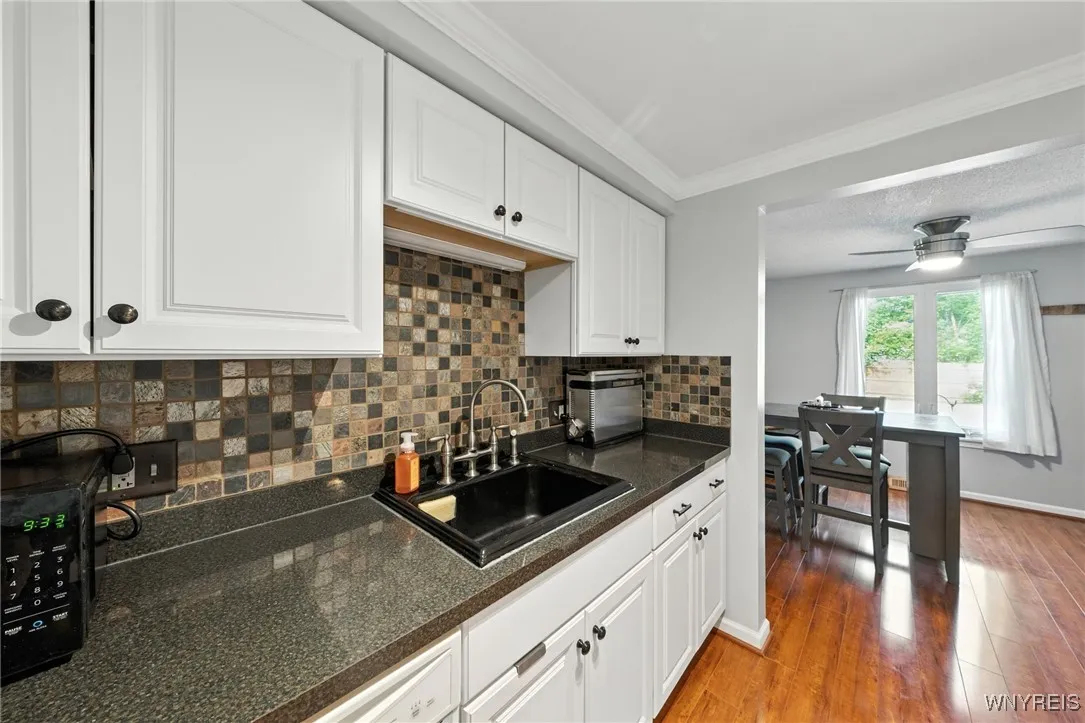 50 Charter Oaks Drive 1, Amherst, New York 14228, Amherst, New York 14228, 2 Bedrooms Bedrooms, 5 Rooms Rooms,1 BathroomBathrooms,Residential,For Sale,50 Charter Oaks Drive 1, Amherst, New York 14228,B1628769