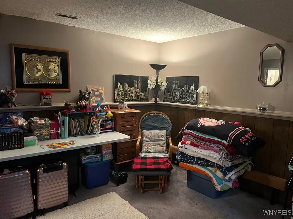 138 Crownview Terrace, Hamburg, New York 14075, Hamburg, New York 14075, 3 Bedrooms Bedrooms, 9 Rooms Rooms,1 BathroomBathrooms,Residential,For Sale,138 Crownview Terrace, Hamburg, New York 14075,B1628180