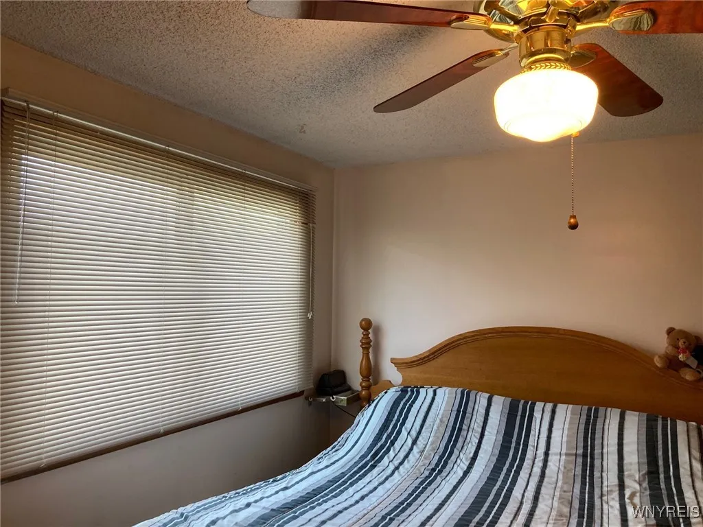 138 Crownview Terrace, Hamburg, New York 14075, Hamburg, New York 14075, 3 Bedrooms Bedrooms, 9 Rooms Rooms,1 BathroomBathrooms,Residential,For Sale,138 Crownview Terrace, Hamburg, New York 14075,B1628180