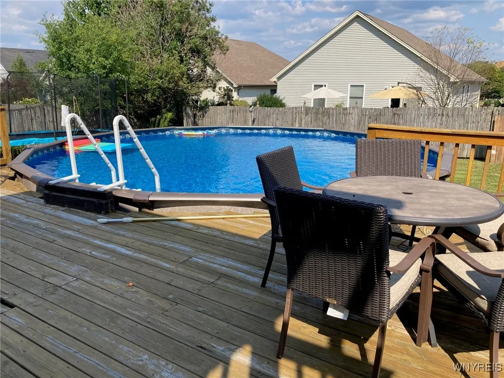 138 Crownview Terrace, Hamburg, New York 14075, Hamburg, New York 14075, 3 Bedrooms Bedrooms, 9 Rooms Rooms,1 BathroomBathrooms,Residential,For Sale,138 Crownview Terrace, Hamburg, New York 14075,B1628180