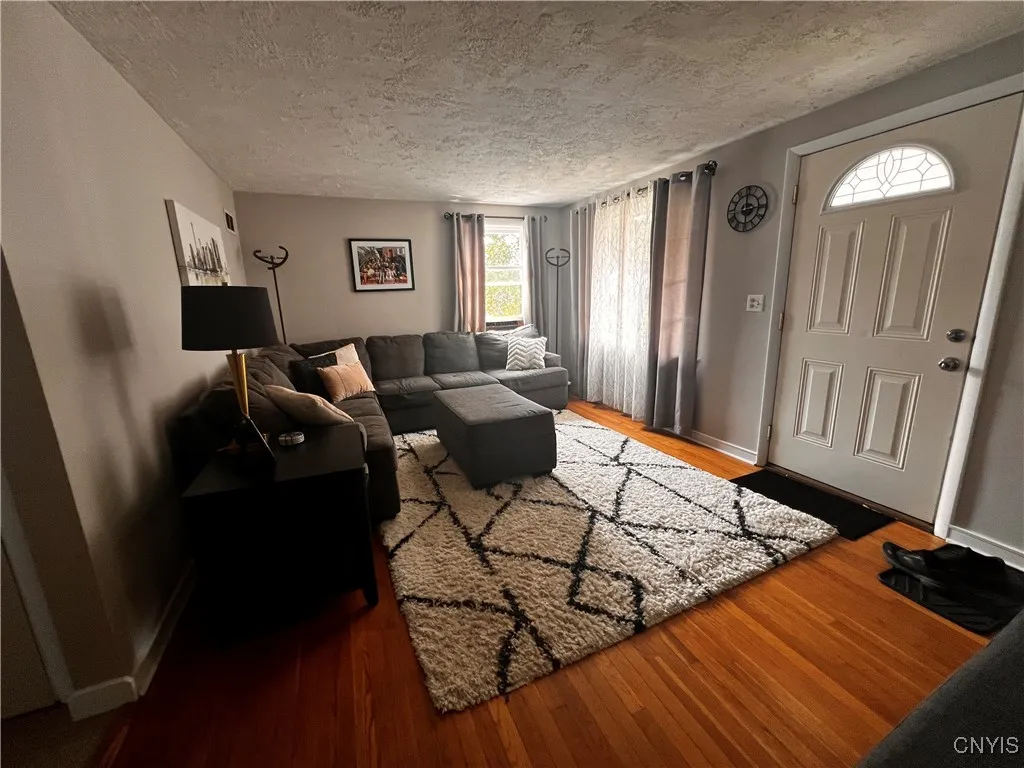 213 Ridgewood Drive, Cicero, New York 13212, Cicero, New York 13212, 3 Bedrooms Bedrooms, 6 Rooms Rooms,1 BathroomBathrooms,Residential,For Sale,213 Ridgewood Drive, Cicero, New York 13212,S1628543