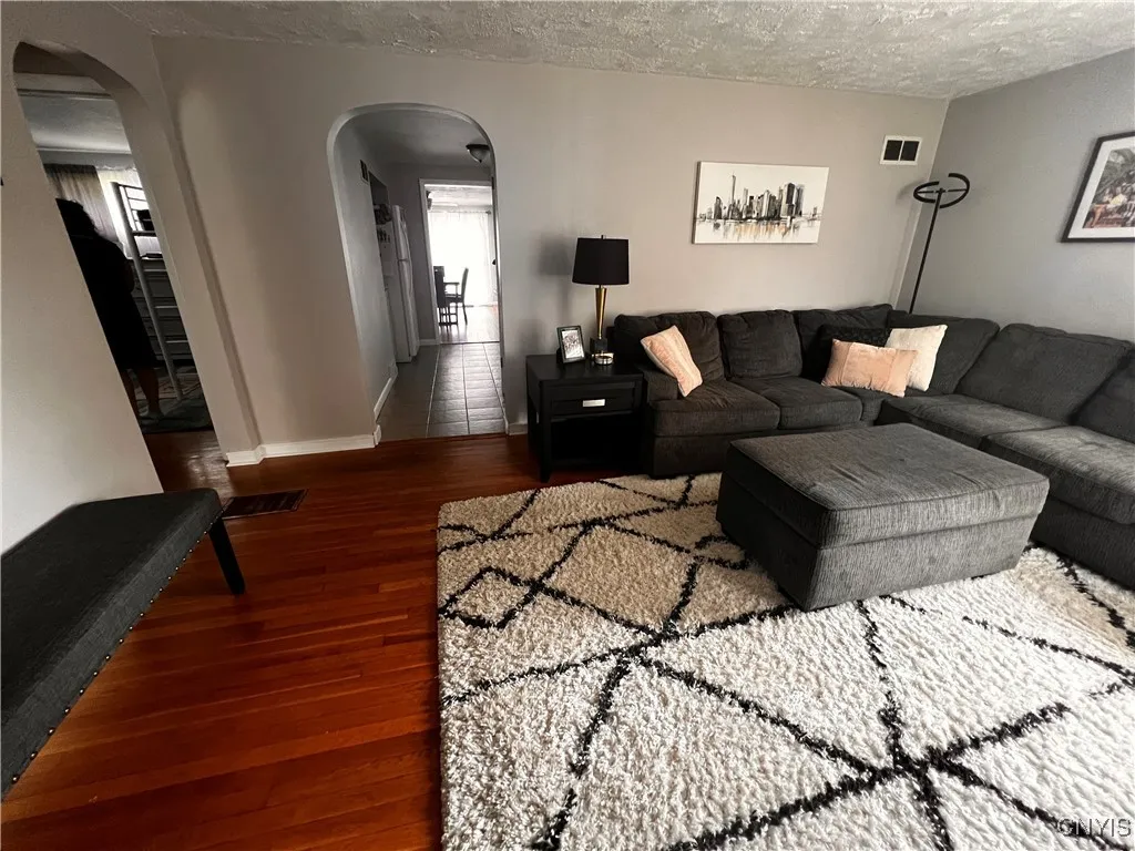 213 Ridgewood Drive, Cicero, New York 13212, Cicero, New York 13212, 3 Bedrooms Bedrooms, 6 Rooms Rooms,1 BathroomBathrooms,Residential,For Sale,213 Ridgewood Drive, Cicero, New York 13212,S1628543