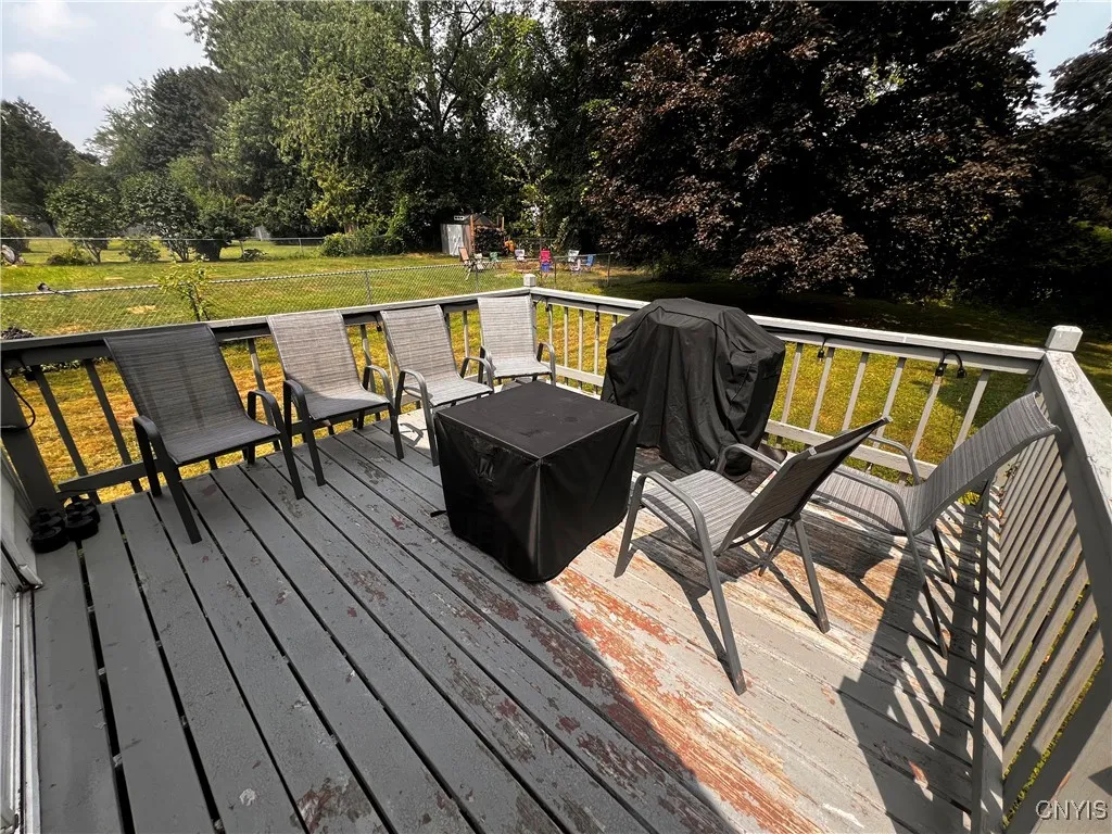 213 Ridgewood Drive, Cicero, New York 13212, Cicero, New York 13212, 3 Bedrooms Bedrooms, 6 Rooms Rooms,1 BathroomBathrooms,Residential,For Sale,213 Ridgewood Drive, Cicero, New York 13212,S1628543