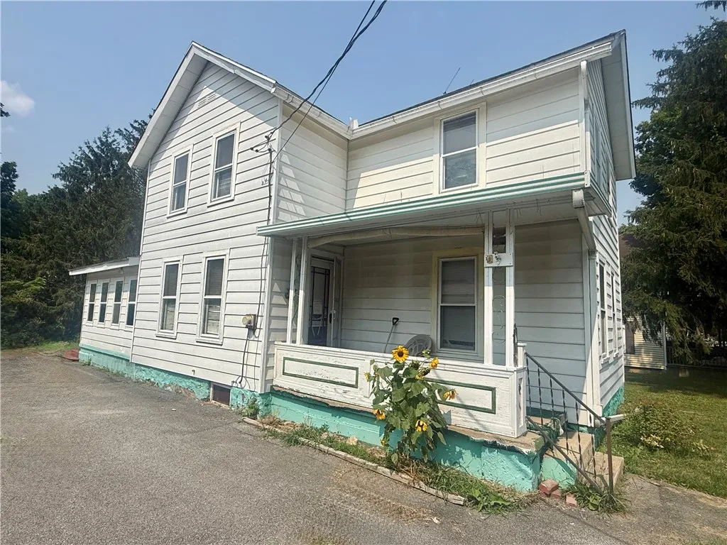 23 Erie Street, Mt Morris, New York 14510, Mt Morris, New York 14510, 4 Bedrooms Bedrooms, 7 Rooms Rooms,1 BathroomBathrooms,Residential,Closed,23 Erie Street, Mt Morris, New York 14510,0,R1628708