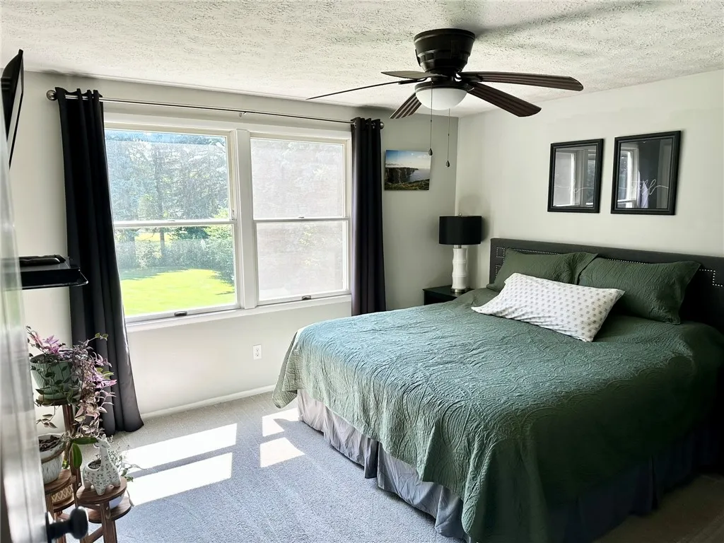 15 Paddock Drive, Henrietta, New York 14467, Henrietta, New York 14467, 3 Bedrooms Bedrooms, 8 Rooms Rooms,2 BathroomsBathrooms,Residential,Closed,15 Paddock Drive, Henrietta, New York 14467,0,R1628757