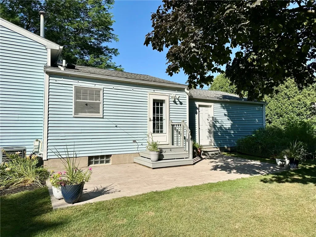 15 Paddock Drive, Henrietta, New York 14467, Henrietta, New York 14467, 3 Bedrooms Bedrooms, 8 Rooms Rooms,2 BathroomsBathrooms,Residential,Closed,15 Paddock Drive, Henrietta, New York 14467,0,R1628757