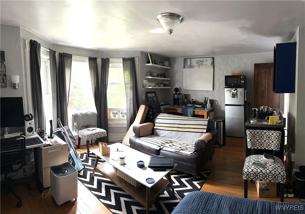 214 Highland Avenue, Buffalo, New York 14222, Buffalo, New York 14222, 4 Bedrooms Bedrooms, ,4 BathroomsBathrooms,Residential,For Sale,214 Highland Avenue, Buffalo, New York 14222,B1627297