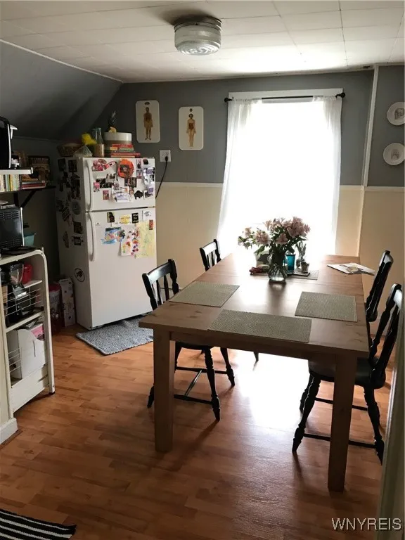214 Highland Avenue, Buffalo, New York 14222, Buffalo, New York 14222, 4 Bedrooms Bedrooms, ,4 BathroomsBathrooms,Residential,For Sale,214 Highland Avenue, Buffalo, New York 14222,B1627297