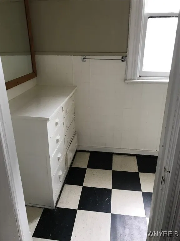 214 Highland Avenue, Buffalo, New York 14222, Buffalo, New York 14222, 4 Bedrooms Bedrooms, ,4 BathroomsBathrooms,Residential,For Sale,214 Highland Avenue, Buffalo, New York 14222,B1627297