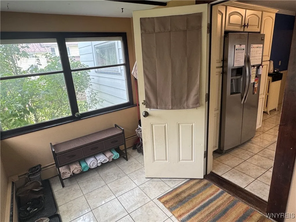 129 West Court Street, Warsaw, New York 14569, Warsaw, New York 14569, 4 Bedrooms Bedrooms, 8 Rooms Rooms,1 BathroomBathrooms,Residential,Closed,129 West Court Street, Warsaw, New York 14569,0,B1628767