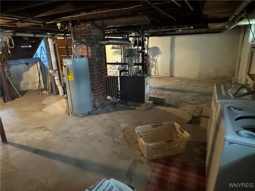129 West Court Street, Warsaw, New York 14569, Warsaw, New York 14569, 4 Bedrooms Bedrooms, 8 Rooms Rooms,1 BathroomBathrooms,Residential,Closed,129 West Court Street, Warsaw, New York 14569,0,B1628767