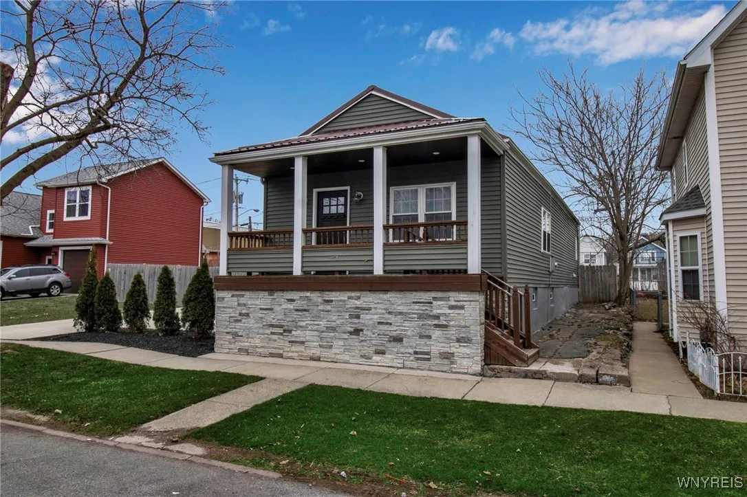235 Whitney Place, Buffalo, New York 14201, Buffalo, New York 14201, 2 Bedrooms Bedrooms, 5 Rooms Rooms,2 BathroomsBathrooms,Residential,For Sale,235 Whitney Place, Buffalo, New York 14201,0,B1627814