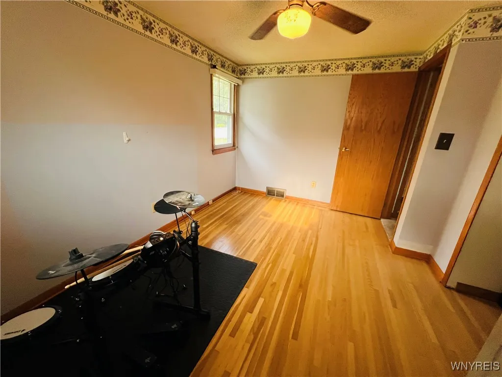 155 Highview Circle, Lackawanna, New York 14219, Lackawanna, New York 14219, 3 Bedrooms Bedrooms, 5 Rooms Rooms,1 BathroomBathrooms,Residential,Closed,155 Highview Circle, Lackawanna, New York 14219,0,B1628670