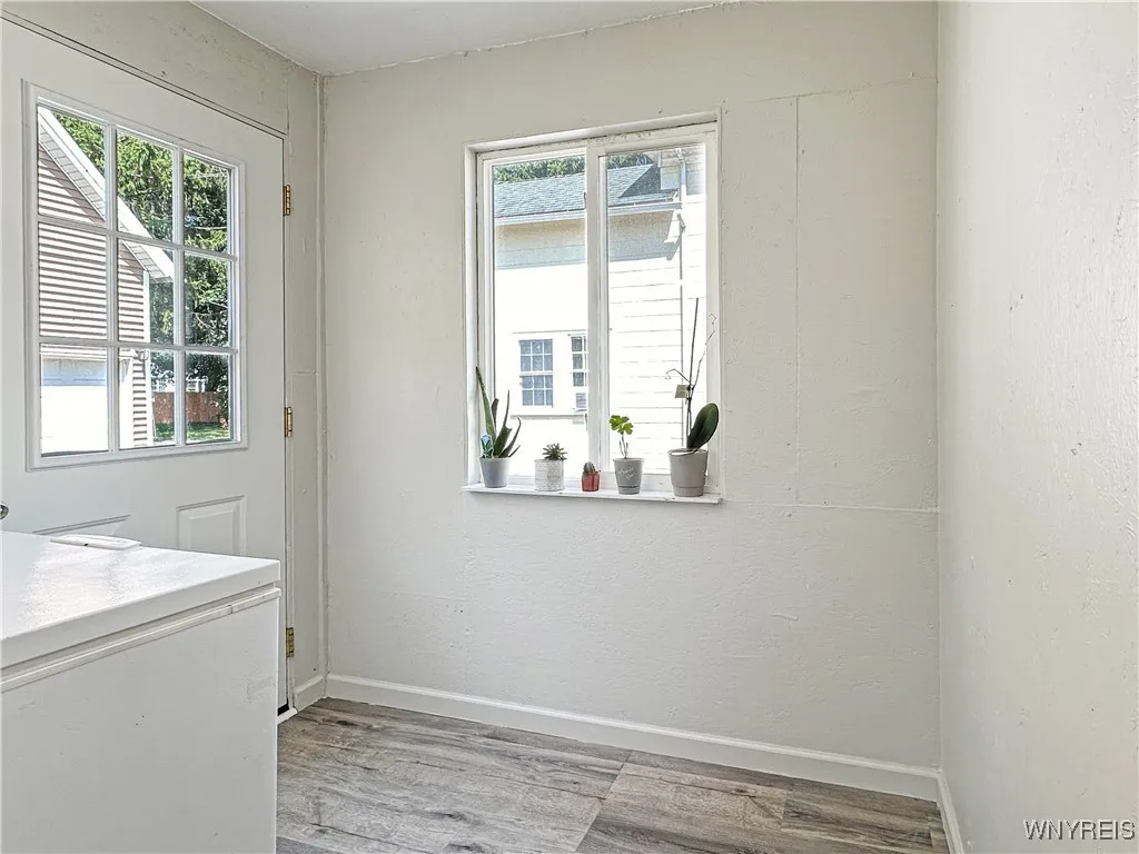 29 Center Street, Warsaw, New York 14569, Warsaw, New York 14569, 3 Bedrooms Bedrooms, 5 Rooms Rooms,2 BathroomsBathrooms,Residential,Closed,29 Center Street, Warsaw, New York 14569,0,B1628697