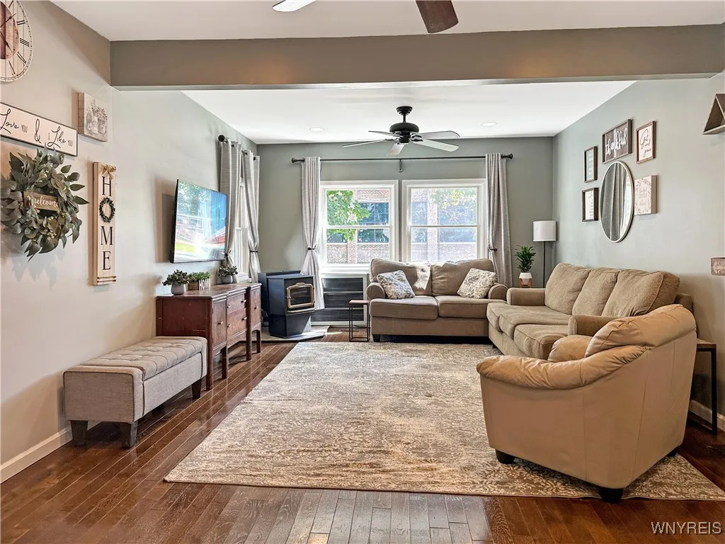 29 Center Street, Warsaw, New York 14569, Warsaw, New York 14569, 3 Bedrooms Bedrooms, 5 Rooms Rooms,2 BathroomsBathrooms,Residential,Closed,29 Center Street, Warsaw, New York 14569,0,B1628697
