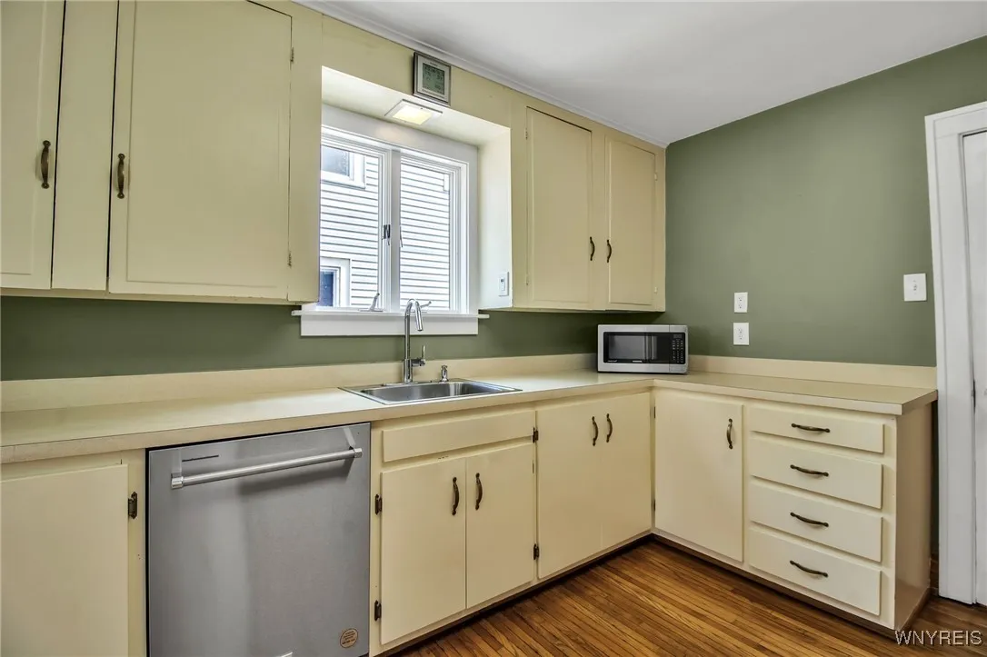 172 Stillwell Avenue, Tonawanda, New York 14217, Tonawanda, New York 14217, 3 Bedrooms Bedrooms, 8 Rooms Rooms,1 BathroomBathrooms,Residential,Closed,172 Stillwell Avenue, Tonawanda, New York 14217,0,B1628789