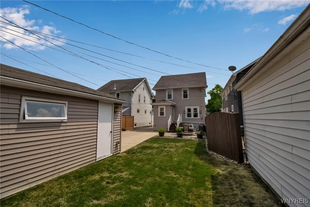 172 Stillwell Avenue, Tonawanda, New York 14217, Tonawanda, New York 14217, 3 Bedrooms Bedrooms, 8 Rooms Rooms,1 BathroomBathrooms,Residential,Closed,172 Stillwell Avenue, Tonawanda, New York 14217,0,B1628789