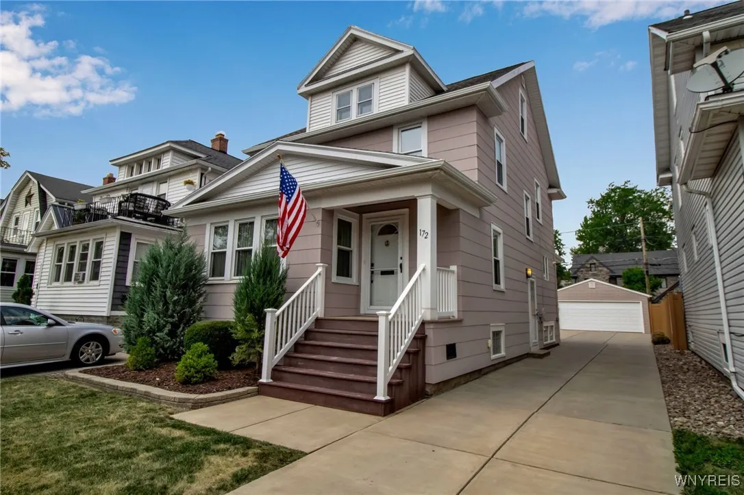 172 Stillwell Avenue, Tonawanda, New York 14217, Tonawanda, New York 14217, 3 Bedrooms Bedrooms, 8 Rooms Rooms,1 BathroomBathrooms,Residential,Closed,172 Stillwell Avenue, Tonawanda, New York 14217,0,B1628789