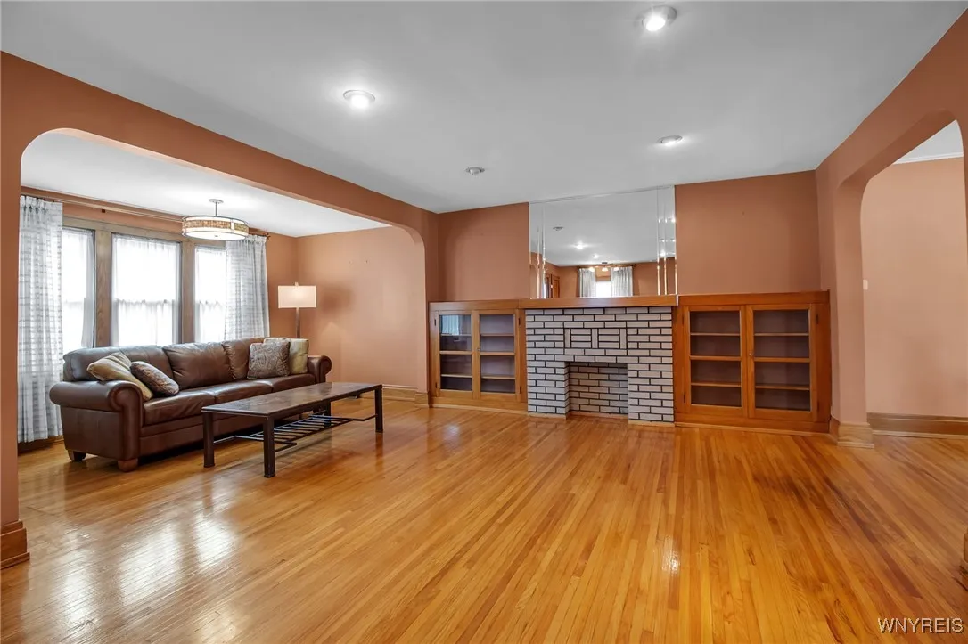 172 Stillwell Avenue, Tonawanda, New York 14217, Tonawanda, New York 14217, 3 Bedrooms Bedrooms, 8 Rooms Rooms,1 BathroomBathrooms,Residential,Closed,172 Stillwell Avenue, Tonawanda, New York 14217,0,B1628789