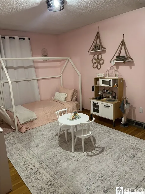4269 Clinton Street, West Seneca, New York 14224, West Seneca, New York 14224, 3 Bedrooms Bedrooms, 7 Rooms Rooms,1 BathroomBathrooms,Residential Lease,For Rent,4269 Clinton Street, West Seneca, New York 14224,R1628831