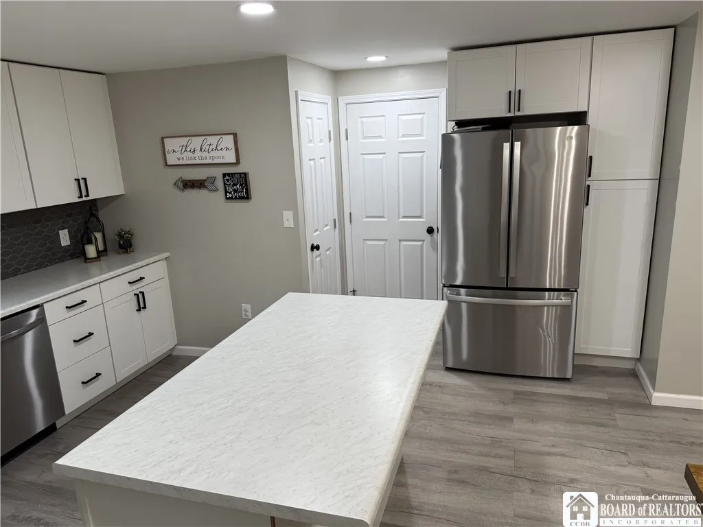 4269 Clinton Street, West Seneca, New York 14224, West Seneca, New York 14224, 3 Bedrooms Bedrooms, 7 Rooms Rooms,1 BathroomBathrooms,Residential Lease,For Rent,4269 Clinton Street, West Seneca, New York 14224,R1628831