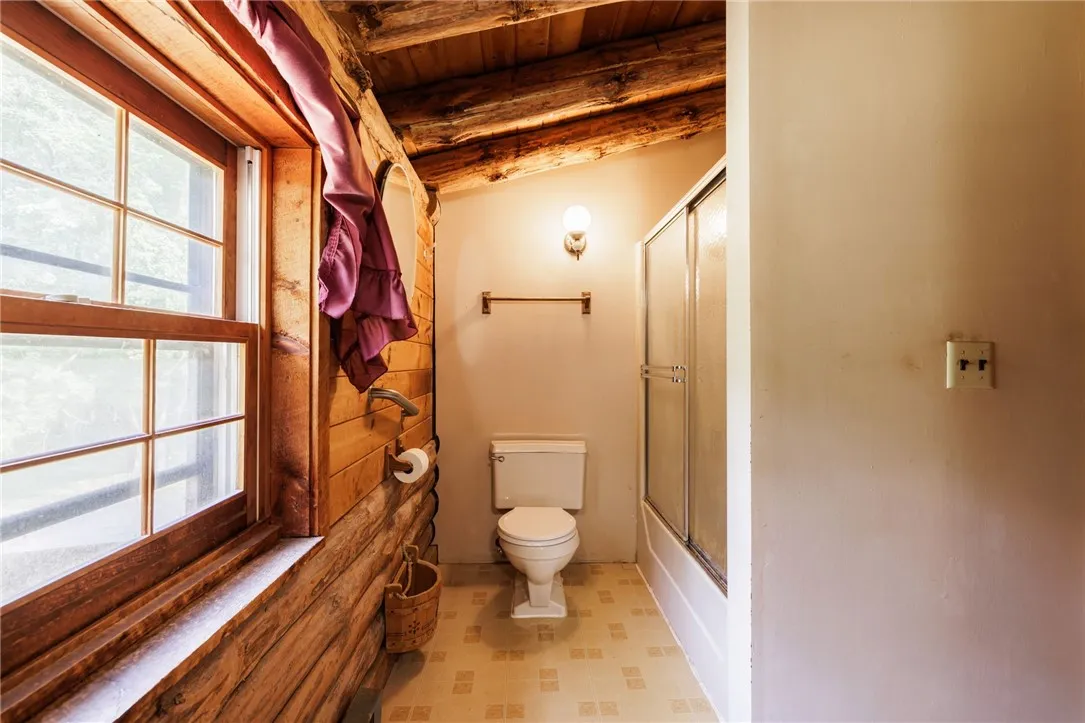 3037 West Walworth Road, Macedon, New York 14502, Macedon, New York 14502, 4 Bedrooms Bedrooms, 8 Rooms Rooms,2 BathroomsBathrooms,Residential,Closed,3037 West Walworth Road, Macedon, New York 14502,0,R1627976
