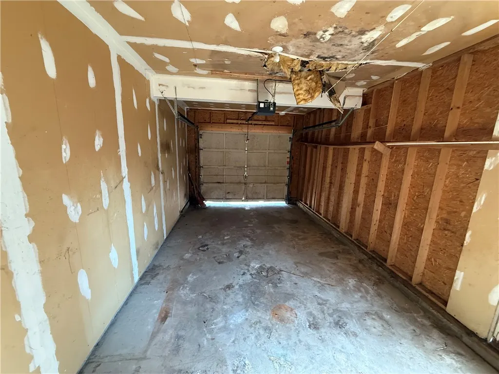 5 Vetter Street, Rochester, New York 14605, Rochester, New York 14605, 3 Bedrooms Bedrooms, 5 Rooms Rooms,1 BathroomBathrooms,Residential,Closed,5 Vetter Street, Rochester, New York 14605,0,R1628608