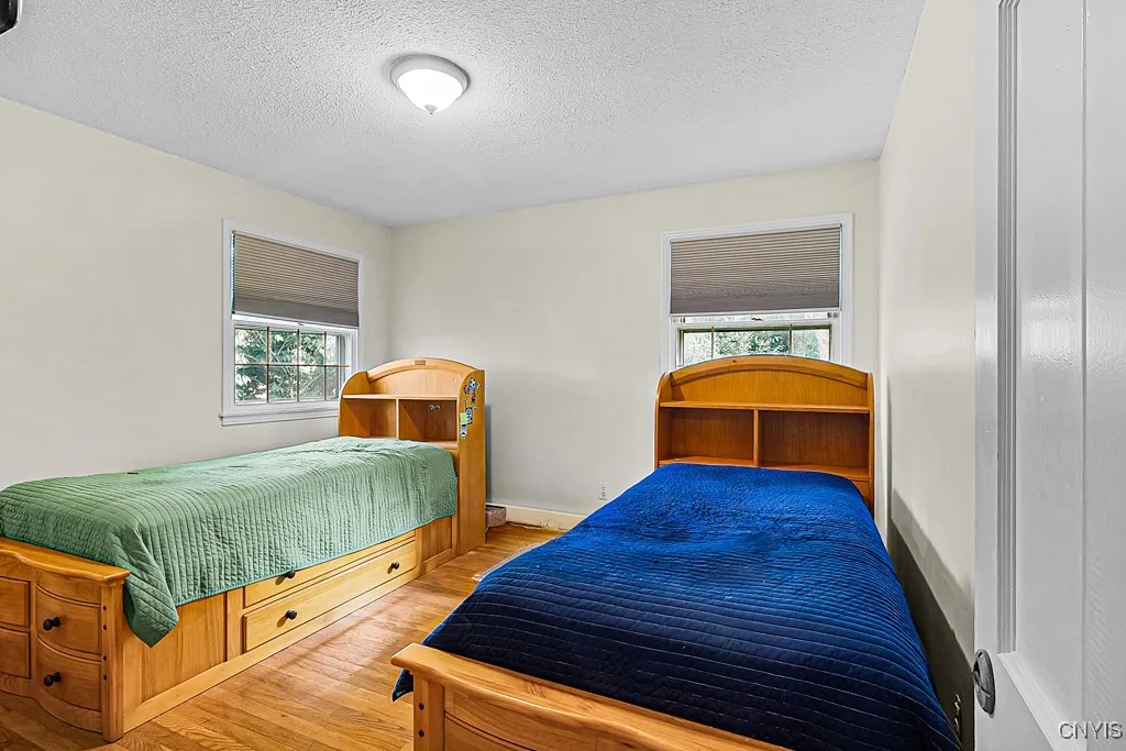 69 Woodberry Road, New Hartford, New York 13413, New Hartford, New York 13413, 5 Bedrooms Bedrooms, 13 Rooms Rooms,2 BathroomsBathrooms,Residential,Closed,69 Woodberry Road, New Hartford, New York 13413,0,S1628818