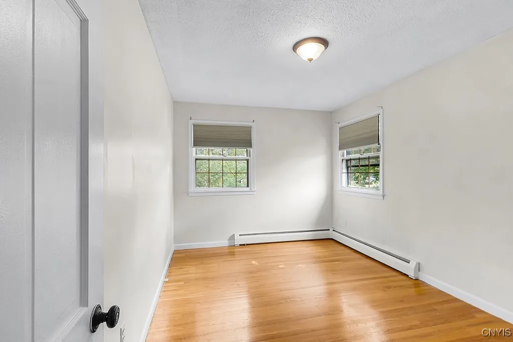 69 Woodberry Road, New Hartford, New York 13413, New Hartford, New York 13413, 5 Bedrooms Bedrooms, 13 Rooms Rooms,2 BathroomsBathrooms,Residential,Closed,69 Woodberry Road, New Hartford, New York 13413,0,S1628818